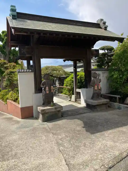 乗蓮寺の山門・神門