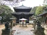 二井寺山極楽寺の本殿・本堂
