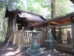 原野八幡宮の本殿