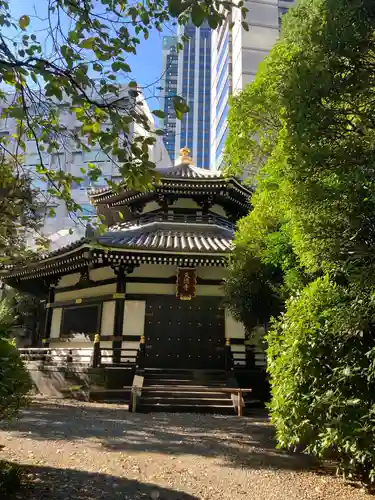 天徳寺の本殿