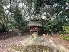 主人神社の本殿