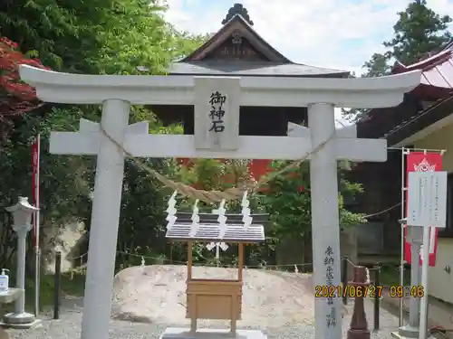 高屋敷稲荷神社の鳥居