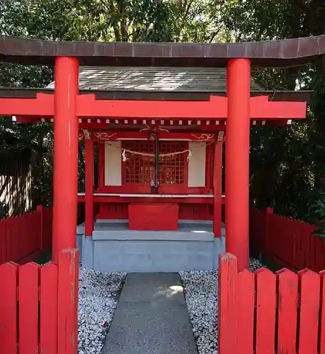 一葉稲荷神社の鳥居