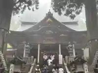 三峯神社の{uncategorized: "未分類", other: "その他", undefined: "問題あり", building: "その他建物", grave: "お墓", sacred_gate: "鳥居", guardian: "狛犬", statue: "像", buddha: "仏像", history: "歴史", nature: "自然", garden: "庭園", animal: "動物", pagoda: "塔", temizu: "手水舎", mountain_gate: "山門・神門", sanctuary: "本殿・本堂", subordinate: "末社・摂社", art: "芸術", scenery: "景色", jizo: "地蔵", ema: "絵馬", goshuin: "御朱印", omikuji: "おみくじ", items: "授与品その他", amulet: "お守り", goshuincho: "御朱印帳", eats: "食事", festival: "お祭り", votive_dance: "神楽", shichigosan: "七五三参", wedding: "結婚式", experience: "体験その他", initially: "初詣", around: "周辺", anti_infection: "感染症対策"}
