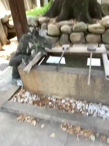 金山神社の手水舎