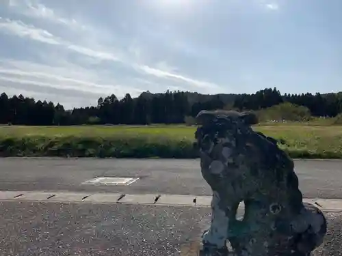 三嶽神社の狛犬