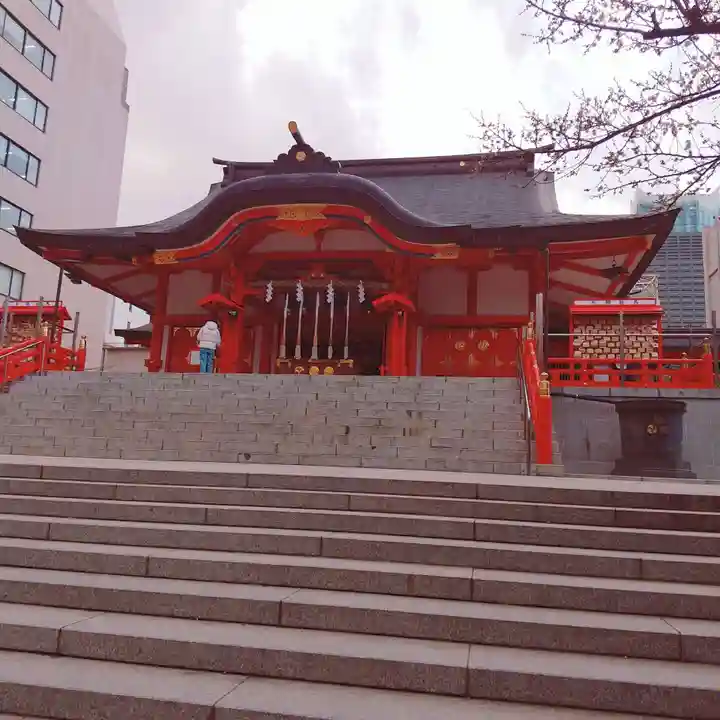 花園神社の本殿・本堂