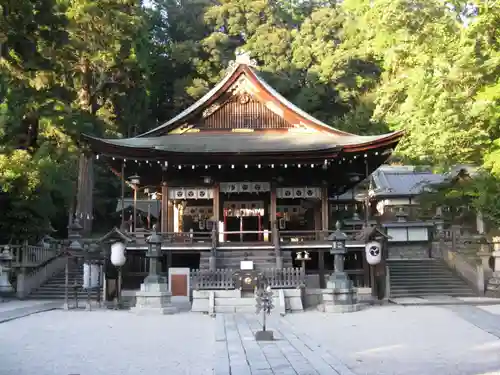 日牟禮八幡宮の本殿