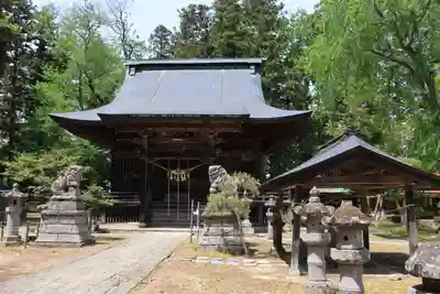 田村神社の本殿・本堂