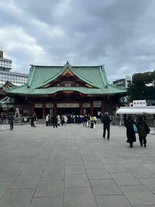 神田神社(神田明神)の{uncategorized: "未分類", other: "その他", undefined: "問題あり", building: "その他建物", grave: "お墓", sacred_gate: "鳥居", guardian: "狛犬", statue: "像", buddha: "仏像", history: "歴史", nature: "自然", garden: "庭園", animal: "動物", pagoda: "塔", temizu: "手水舎", mountain_gate: "山門・神門", sanctuary: "本殿・本堂", subordinate: "末社・摂社", art: "芸術", scenery: "景色", jizo: "地蔵", ema: "絵馬", goshuin: "御朱印", omikuji: "おみくじ", items: "授与品その他", amulet: "お守り", goshuincho: "御朱印帳", eats: "食事", festival: "お祭り", votive_dance: "神楽", shichigosan: "七五三参", wedding: "結婚式", experience: "体験その他", initially: "初詣", around: "周辺", anti_infection: "感染症対策"}