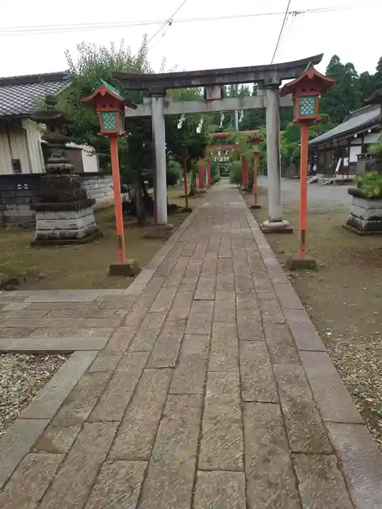 女化神社の鳥居