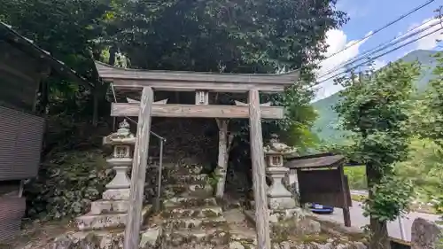 思子渕大明神(滋賀県)