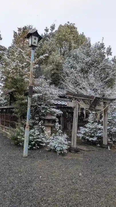 九帝王宮 萱野神社(滋賀県)