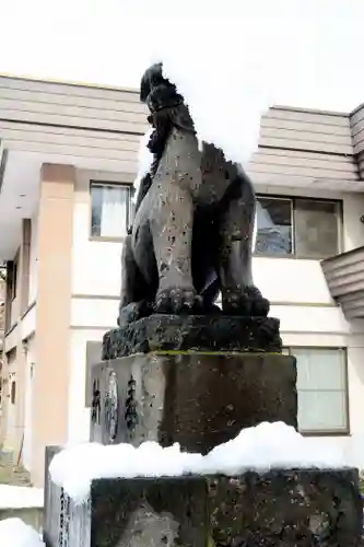 滝川神社の狛犬