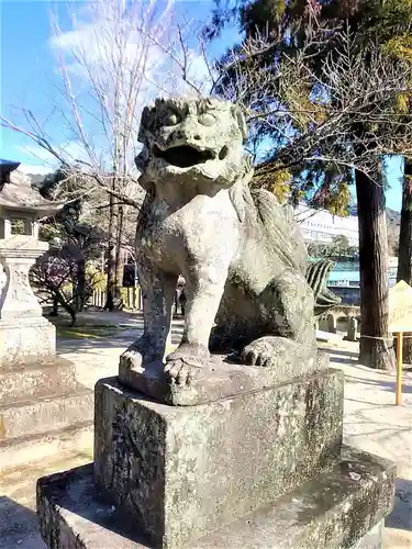 與止日女神社の狛犬