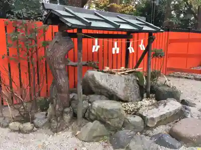 河合神社(鴨川合坐小社宅神社)の手水舎