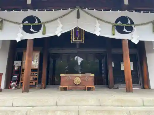 亀戸 香取神社の{uncategorized: "未分類", other: "その他", undefined: "問題あり", building: "その他建物", grave: "お墓", sacred_gate: "鳥居", guardian: "狛犬", statue: "像", buddha: "仏像", history: "歴史", nature: "自然", garden: "庭園", animal: "動物", pagoda: "塔", temizu: "手水舎", mountain_gate: "山門・神門", sanctuary: "本殿・本堂", subordinate: "末社・摂社", art: "芸術", scenery: "景色", jizo: "地蔵", ema: "絵馬", goshuin: "御朱印", omikuji: "おみくじ", items: "授与品その他", amulet: "お守り", goshuincho: "御朱印帳", eats: "食事", festival: "お祭り", votive_dance: "神楽", shichigosan: "七五三参", wedding: "結婚式", experience: "体験その他", initially: "初詣", around: "周辺", anti_infection: "感染症対策"}