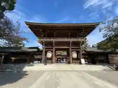 寒川神社の山門