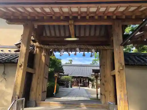 片埜神社の本殿・本堂