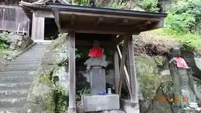 那古寺の地蔵