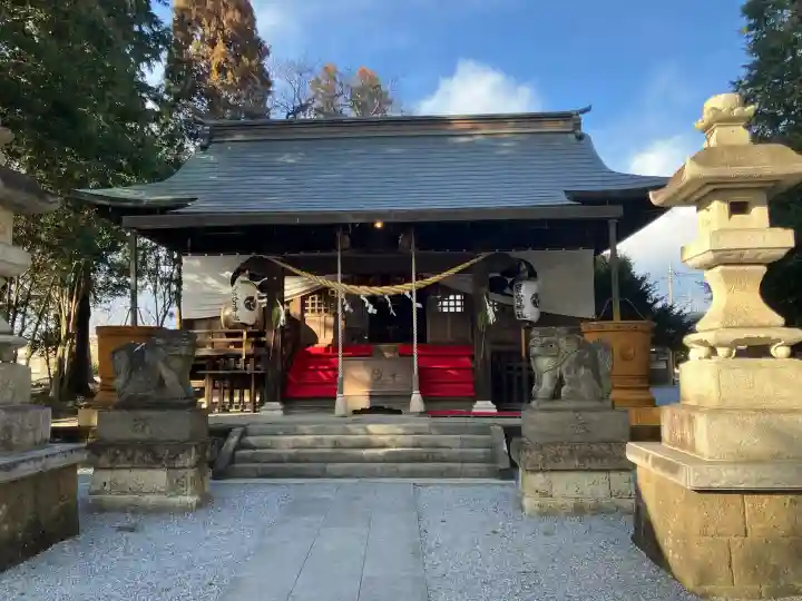 星宮神社の{uncategorized: "未分類", other: "その他", undefined: "問題あり", building: "その他建物", grave: "お墓", sacred_gate: "鳥居", guardian: "狛犬", statue: "像", buddha: "仏像", history: "歴史", nature: "自然", garden: "庭園", animal: "動物", pagoda: "塔", temizu: "手水舎", mountain_gate: "山門・神門", sanctuary: "本殿・本堂", subordinate: "末社・摂社", art: "芸術", scenery: "景色", jizo: "地蔵", ema: "絵馬", goshuin: "御朱印", omikuji: "おみくじ", items: "授与品その他", amulet: "お守り", goshuincho: "御朱印帳", eats: "食事", festival: "お祭り", votive_dance: "神楽", shichigosan: "七五三参", wedding: "結婚式", experience: "体験その他", initially: "初詣", around: "周辺", anti_infection: "感染症対策"}