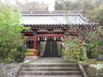 洲崎神社の山門・神門