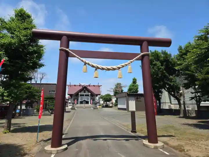 苗穂神社の鳥居