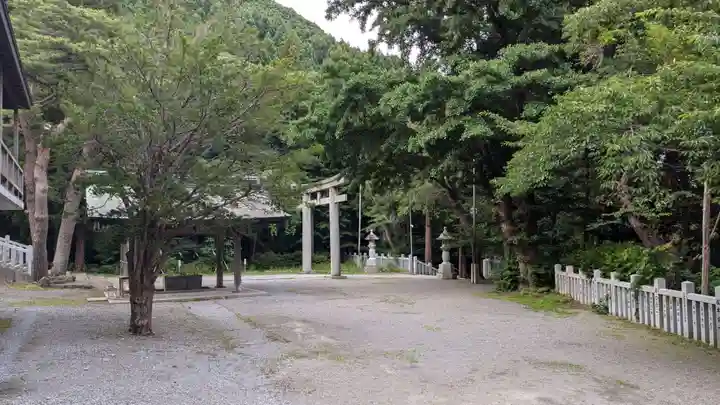 函館八幡宮の庭園