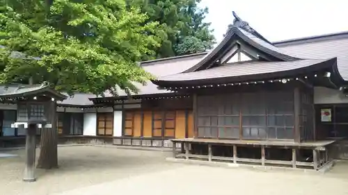 鎮守府八幡宮の建物その他