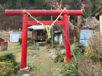 大子稲荷神社の{uncategorized: "未分類", other: "その他", undefined: "問題あり", building: "その他建物", grave: "お墓", sacred_gate: "鳥居", guardian: "狛犬", statue: "像", buddha: "仏像", history: "歴史", nature: "自然", garden: "庭園", animal: "動物", pagoda: "塔", temizu: "手水舎", mountain_gate: "山門・神門", sanctuary: "本殿・本堂", subordinate: "末社・摂社", art: "芸術", scenery: "景色", jizo: "地蔵", ema: "絵馬", goshuin: "御朱印", omikuji: "おみくじ", items: "授与品その他", amulet: "お守り", goshuincho: "御朱印帳", eats: "食事", festival: "お祭り", votive_dance: "神楽", shichigosan: "七五三参", wedding: "結婚式", experience: "体験その他", initially: "初詣", around: "周辺", anti_infection: "感染症対策"}