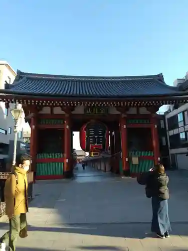 浅草寺の山門・神門
