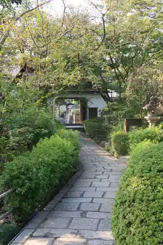 元慶寺の山門・神門