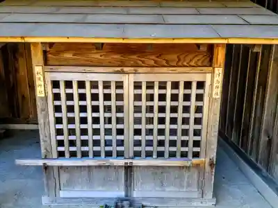 豊川進雄神社の末社・摂社