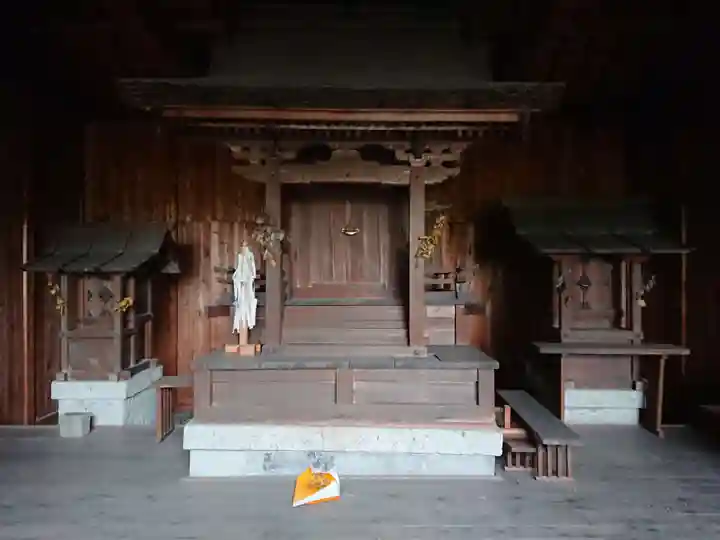 八幡神社の本殿・本堂