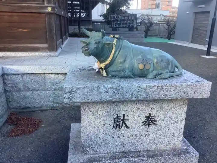 天神社(勝川町)の狛犬