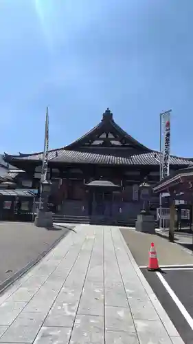 秋葉山圓通寺の本殿・本堂