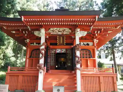 出羽神社(出羽三山神社)～三神合祭殿～の末社・摂社