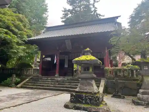 北口本宮冨士浅間神社の山門・神門