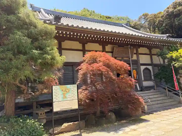 福壽寺の{uncategorized: "未分類", other: "その他", undefined: "問題あり", building: "その他建物", grave: "お墓", sacred_gate: "鳥居", guardian: "狛犬", statue: "像", buddha: "仏像", history: "歴史", nature: "自然", garden: "庭園", animal: "動物", pagoda: "塔", temizu: "手水舎", mountain_gate: "山門・神門", sanctuary: "本殿・本堂", subordinate: "末社・摂社", art: "芸術", scenery: "景色", jizo: "地蔵", ema: "絵馬", goshuin: "御朱印", omikuji: "おみくじ", items: "授与品その他", amulet: "お守り", goshuincho: "御朱印帳", eats: "食事", festival: "お祭り", votive_dance: "神楽", shichigosan: "七五三参", wedding: "結婚式", experience: "体験その他", initially: "初詣", around: "周辺", anti_infection: "感染症対策"}