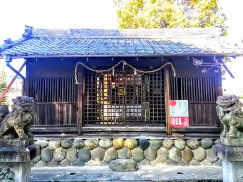 白山社の本殿・本堂