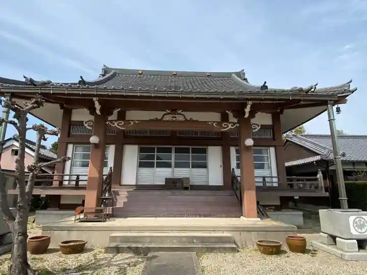 神宮寺の本殿・本堂