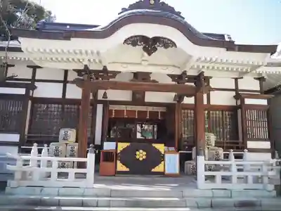 鳥越神社の本殿・本堂