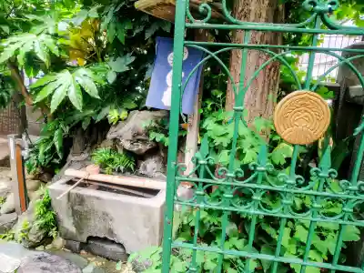 三光稲荷神社の{uncategorized: "未分類", other: "その他", undefined: "問題あり", building: "その他建物", grave: "お墓", sacred_gate: "鳥居", guardian: "狛犬", statue: "像", buddha: "仏像", history: "歴史", nature: "自然", garden: "庭園", animal: "動物", pagoda: "塔", temizu: "手水舎", mountain_gate: "山門・神門", sanctuary: "本殿・本堂", subordinate: "末社・摂社", art: "芸術", scenery: "景色", jizo: "地蔵", ema: "絵馬", goshuin: "御朱印", omikuji: "おみくじ", items: "授与品その他", amulet: "お守り", goshuincho: "御朱印帳", eats: "食事", festival: "お祭り", votive_dance: "神楽", shichigosan: "七五三参", wedding: "結婚式", experience: "体験その他", initially: "初詣", around: "周辺", anti_infection: "感染症対策"}