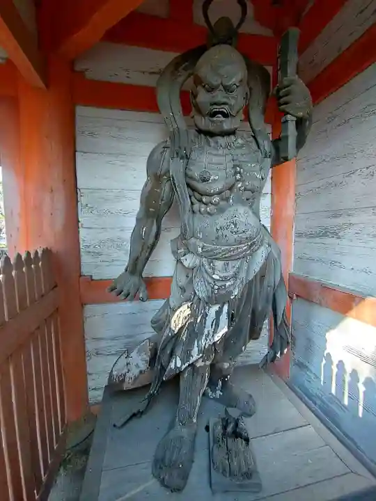 道成寺の{uncategorized: "未分類", other: "その他", undefined: "問題あり", building: "その他建物", grave: "お墓", sacred_gate: "鳥居", guardian: "狛犬", statue: "像", buddha: "仏像", history: "歴史", nature: "自然", garden: "庭園", animal: "動物", pagoda: "塔", temizu: "手水舎", mountain_gate: "山門・神門", sanctuary: "本殿・本堂", subordinate: "末社・摂社", art: "芸術", scenery: "景色", jizo: "地蔵", ema: "絵馬", goshuin: "御朱印", omikuji: "おみくじ", items: "授与品その他", amulet: "お守り", goshuincho: "御朱印帳", eats: "食事", festival: "お祭り", votive_dance: "神楽", shichigosan: "七五三参", wedding: "結婚式", experience: "体験その他", initially: "初詣", around: "周辺", anti_infection: "感染症対策"}