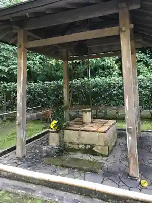明月院の手水舎