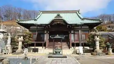 定年寺の本殿