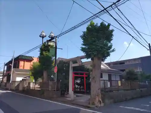 小松翁稲荷神社の建物その他