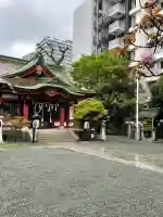 東神奈川熊野神社の{uncategorized: "未分類", other: "その他", undefined: "問題あり", building: "その他建物", grave: "お墓", sacred_gate: "鳥居", guardian: "狛犬", statue: "像", buddha: "仏像", history: "歴史", nature: "自然", garden: "庭園", animal: "動物", pagoda: "塔", temizu: "手水舎", mountain_gate: "山門・神門", sanctuary: "本殿・本堂", subordinate: "末社・摂社", art: "芸術", scenery: "景色", jizo: "地蔵", ema: "絵馬", goshuin: "御朱印", omikuji: "おみくじ", items: "授与品その他", amulet: "お守り", goshuincho: "御朱印帳", eats: "食事", festival: "お祭り", votive_dance: "神楽", shichigosan: "七五三参", wedding: "結婚式", experience: "体験その他", initially: "初詣", around: "周辺", anti_infection: "感染症対策"}
