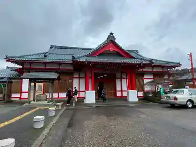 彌彦神社の周辺
