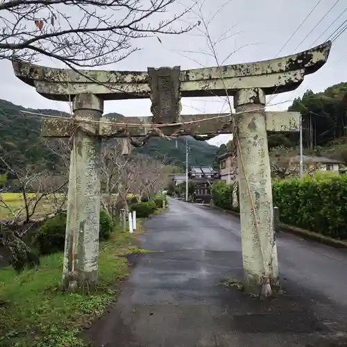 熊野神社の鳥居